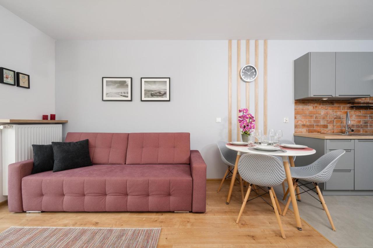 Kamienna Krzyki With Free Garage By Renters Apartment *